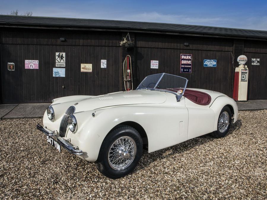  Jaguar XK120 Roadster 1950 года  (UK) (фото 7 из 16)
